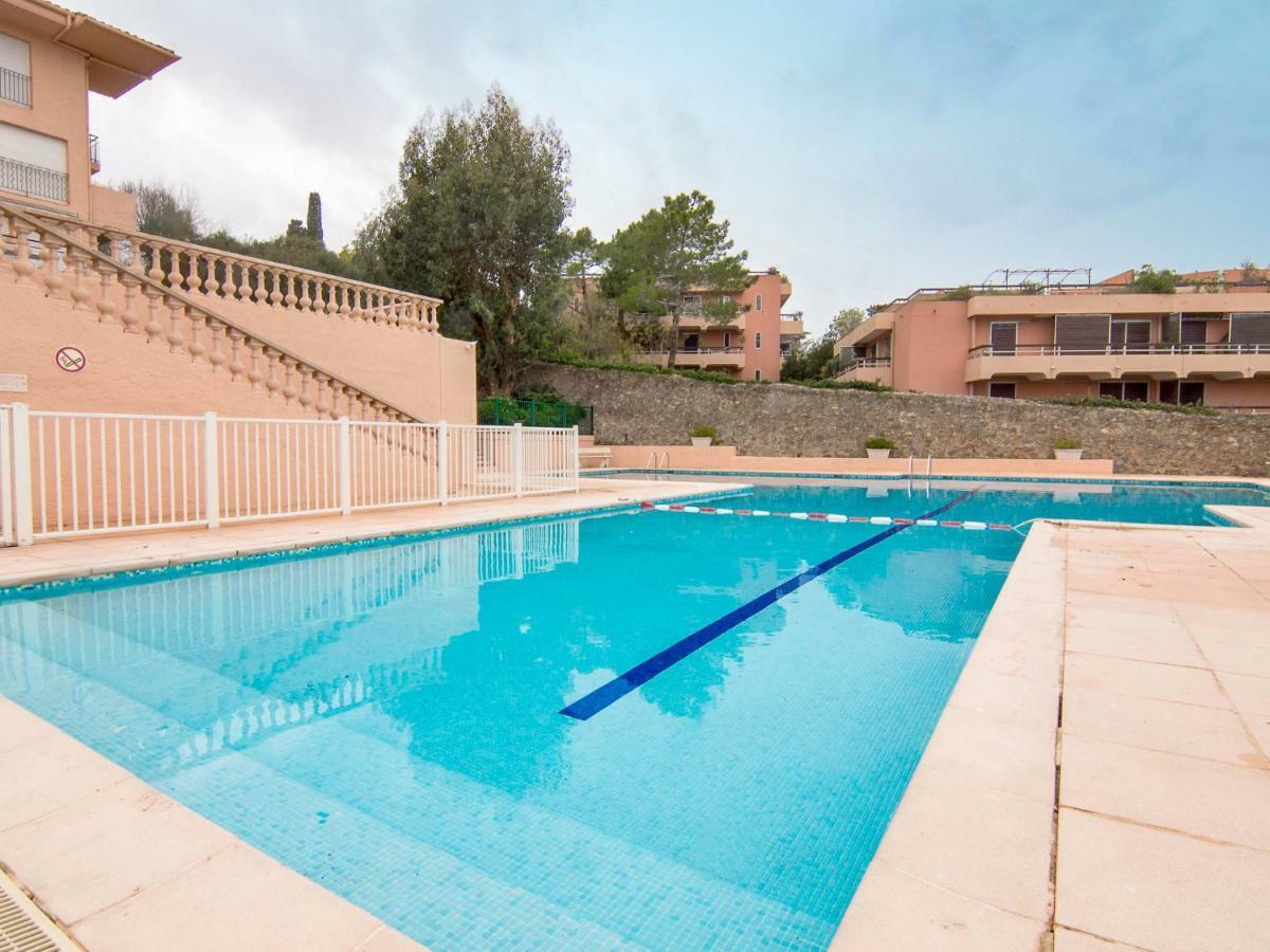 Studio Heraclee-1 By Interhome Saint Tropez Bagian luar foto